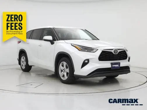 2022 Toyota Highlander LE AWD photo
