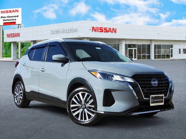 2022 Nissan Kicks SV FWD photo