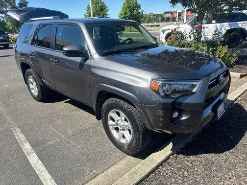 2022 Toyota 4Runner SR5 RWD photo