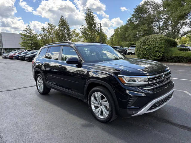 2022 Volkswagen Atlas 3.6L V6 SE w/Technology AWD photo