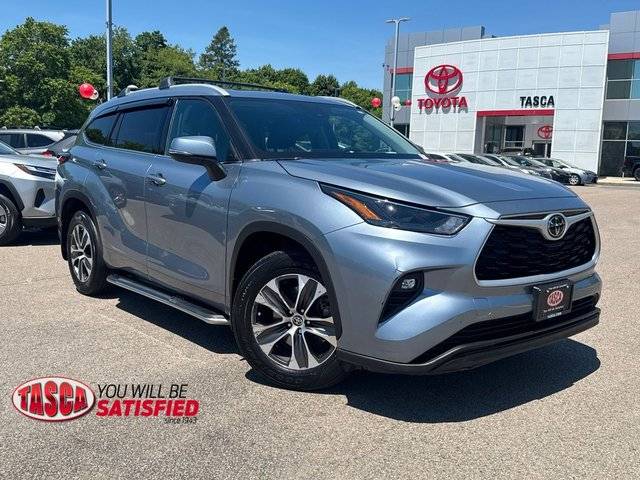 2022 Toyota Highlander XLE AWD photo