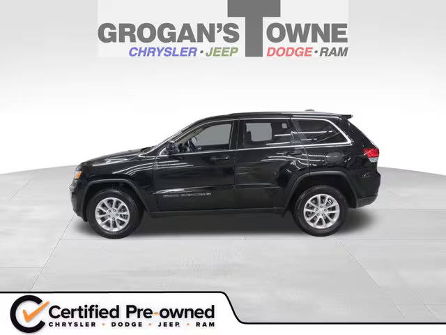 2022 Jeep Grand Cherokee Laredo E 4WD photo