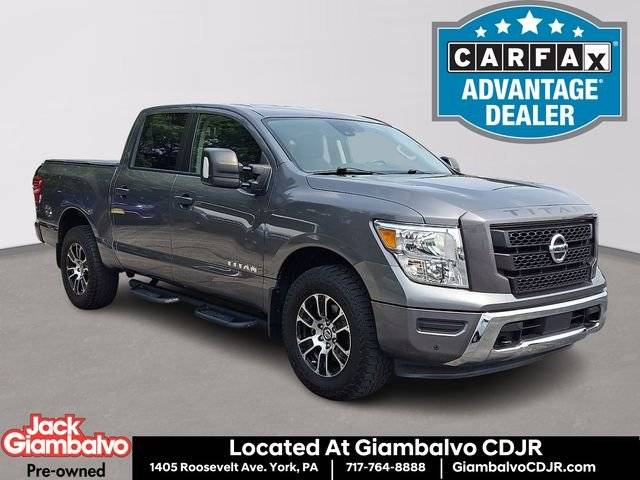 2022 Nissan Titan SV 4WD photo