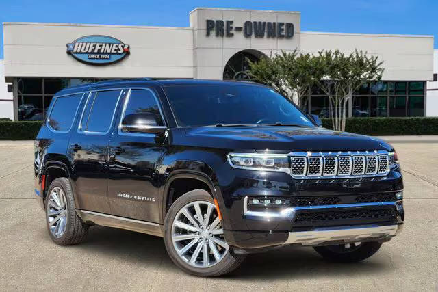 2022 Jeep Grand Wagoneer Series II 4WD photo