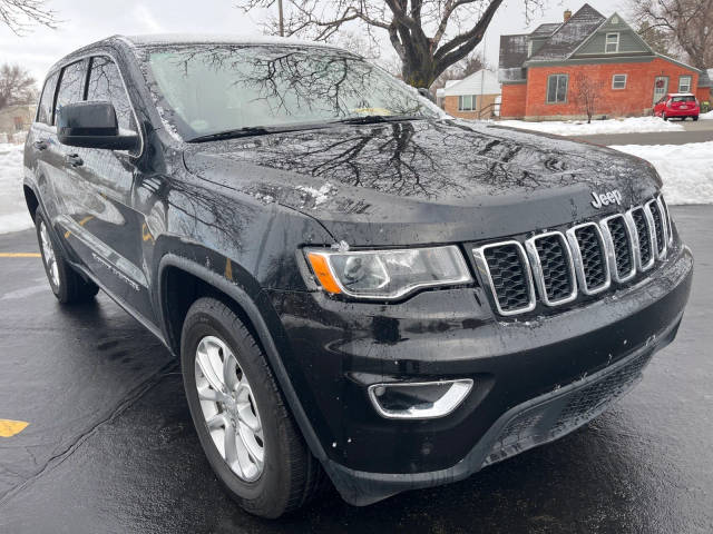 2022 Jeep Grand Cherokee Laredo E RWD photo