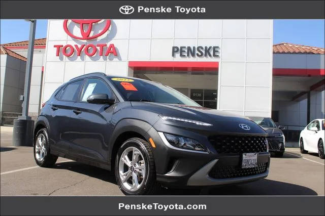 2022 Hyundai Kona SEL FWD photo