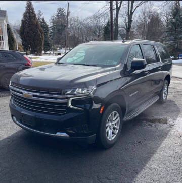 2022 Chevrolet Suburban LT 4WD photo