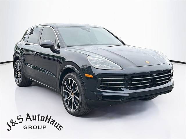 2022 Porsche Cayenne S AWD photo