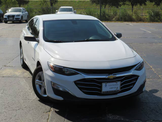 2020 Chevrolet Malibu LS FWD photo