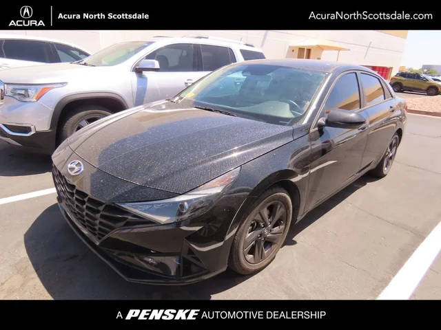 2022 Hyundai Elantra SEL FWD photo