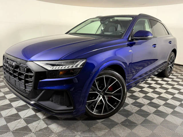 2022 Audi Q8 Prestige AWD photo