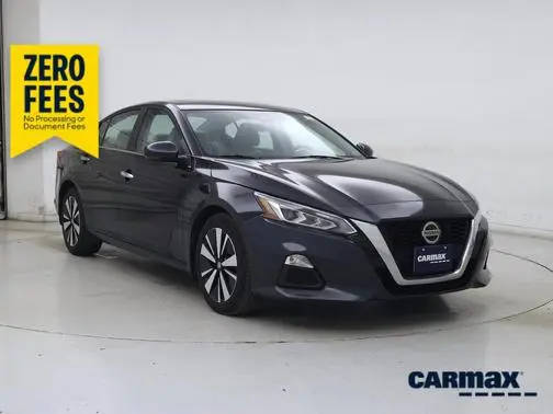 2022 Nissan Altima 2.5 SV FWD photo