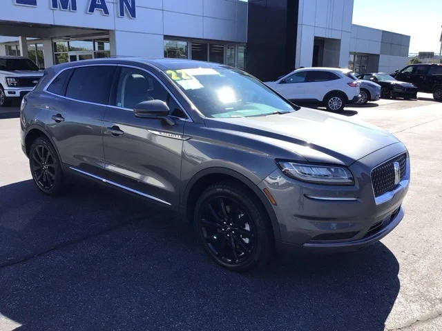 2022 Lincoln Nautilus Reserve AWD photo
