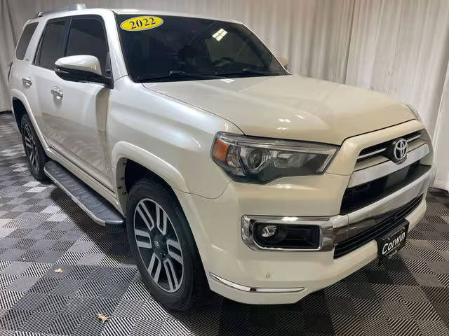 2022 Toyota 4Runner Limited 4WD photo