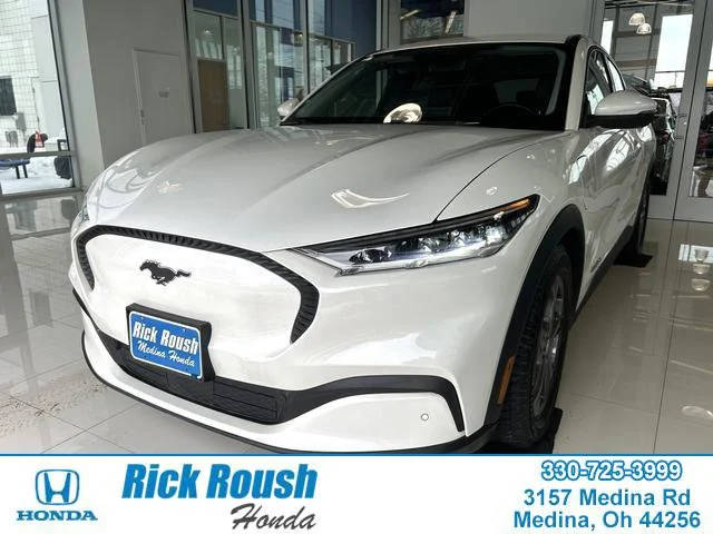 2022 Ford Mustang Mach-E Select AWD photo