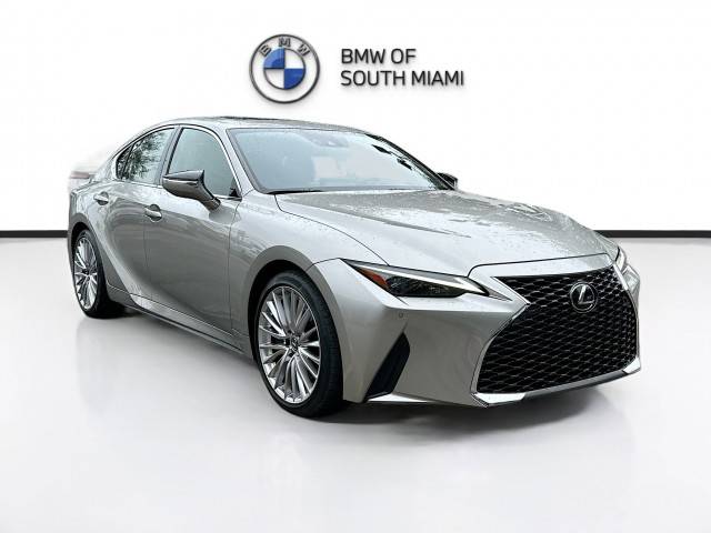 2022 Lexus IS IS 300 RWD photo