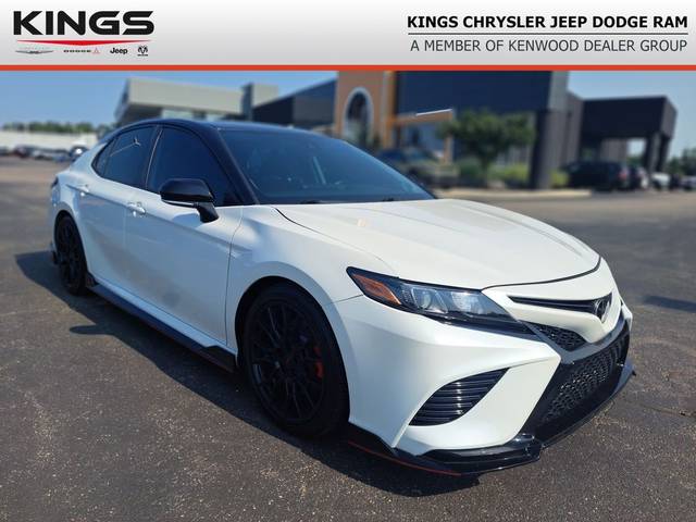 2022 Toyota Camry TRD V6 FWD photo