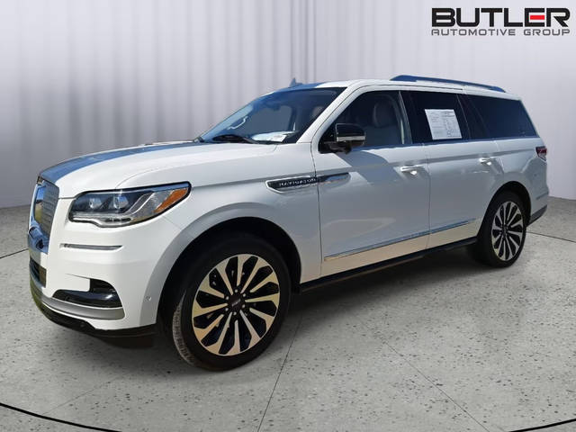 2022 Lincoln Navigator Reserve 4WD photo