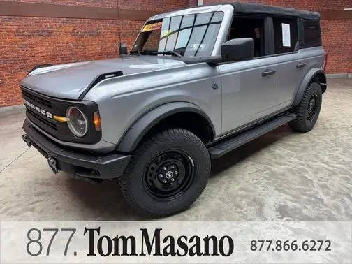 2022 Ford Bronco 4 Door Black Diamond 4WD photo