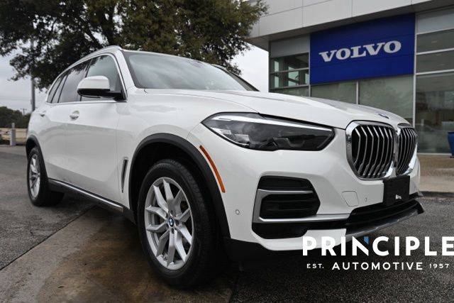 2022 BMW X5 xDrive40i AWD photo