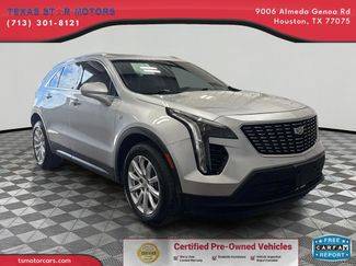 2022 Cadillac XT4 FWD Luxury FWD photo