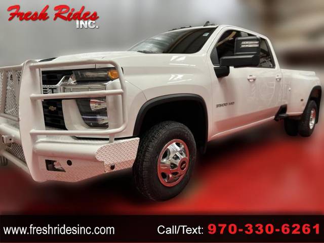 2022 Chevrolet Silverado 3500HD LT 4WD photo