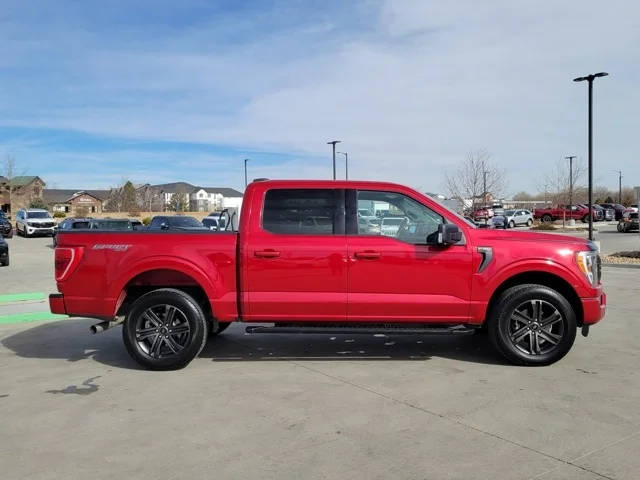 2022 Ford F-150 XLT 4WD photo