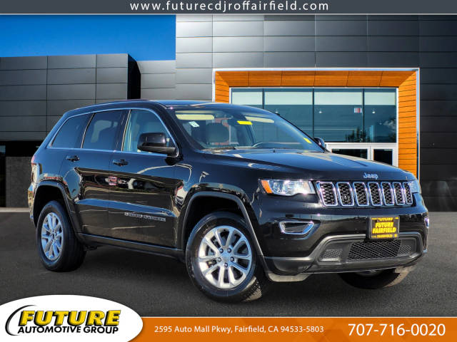 2022 Jeep Grand Cherokee Laredo E 4WD photo