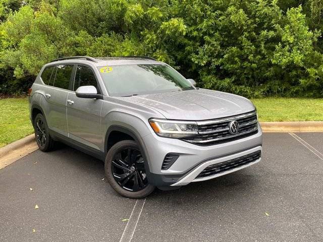 2022 Volkswagen Atlas 3.6L V6 SE w/Technology FWD photo
