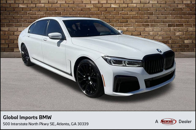 2022 BMW 7 Series 740i RWD photo