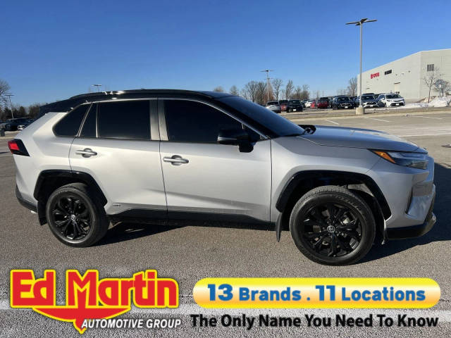 2022 Toyota RAV4 Hybrid XSE AWD photo