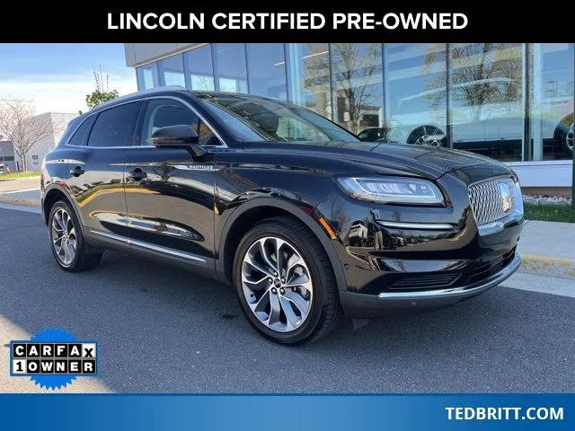 2022 Lincoln Nautilus Reserve AWD photo