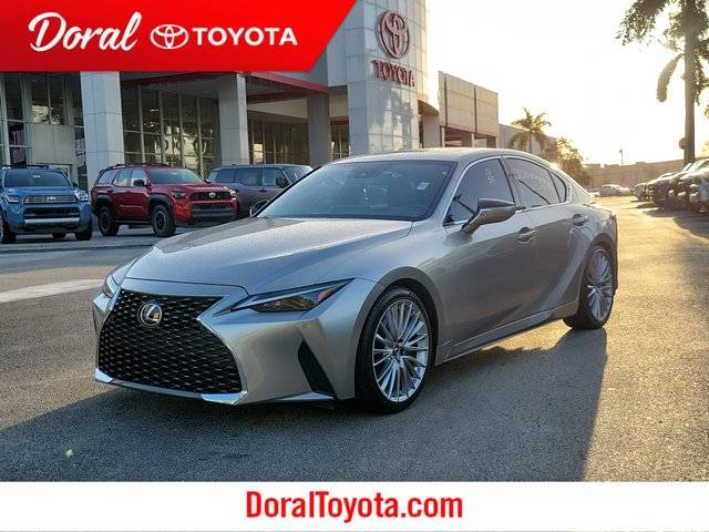 2022 Lexus IS IS 300 RWD photo