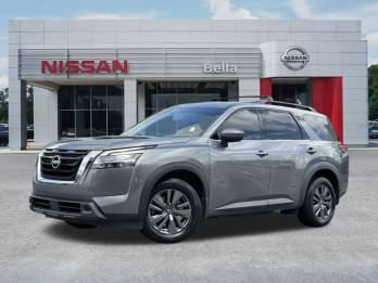 2022 Nissan Pathfinder SV 4WD photo