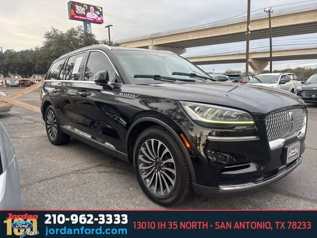 2022 Lincoln Aviator Reserve RWD photo