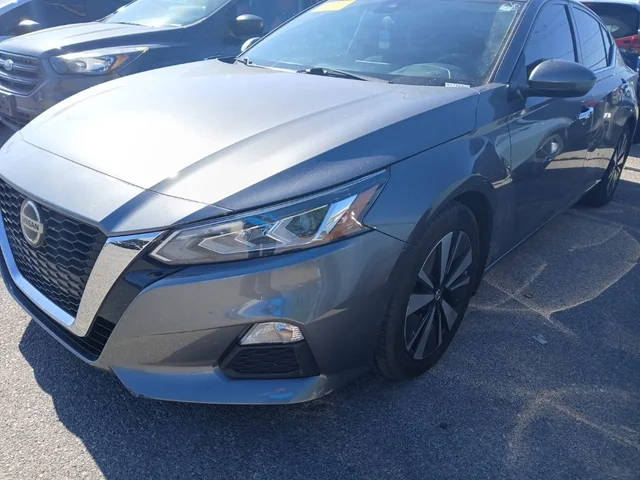 2022 Nissan Altima 2.5 SV FWD photo