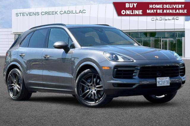 2022 Porsche Cayenne Platinum Edition AWD photo