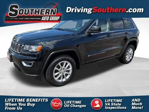 2022 Jeep Grand Cherokee Laredo E 4WD photo