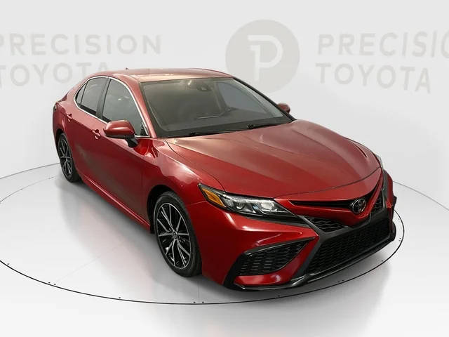 2021 Toyota Camry SE FWD photo