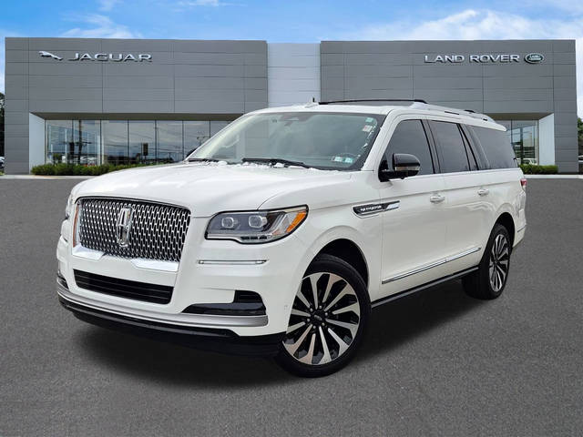2022 Lincoln Navigator L Reserve 4WD photo