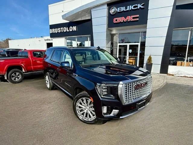 2022 GMC Yukon Denali 4WD photo