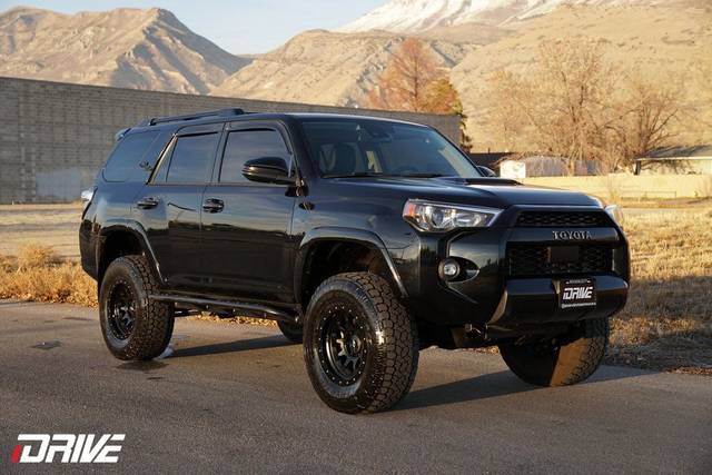 2022 Toyota 4Runner TRD Off Road Premium 4WD photo