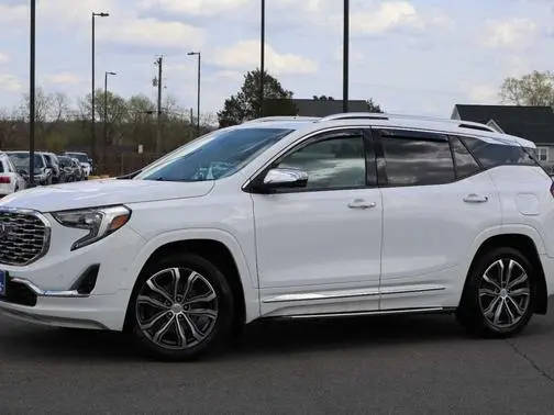 2019 GMC Terrain Denali AWD photo