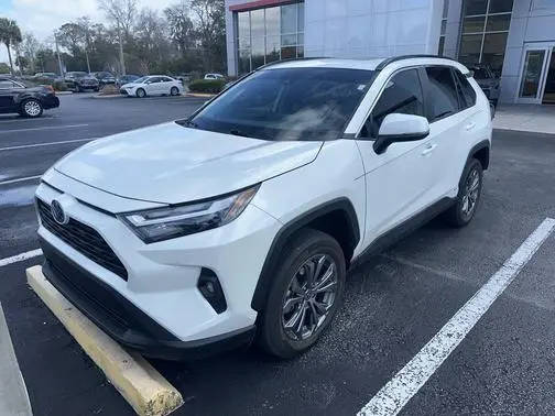 2022 Toyota RAV4 Hybrid XLE Premium AWD photo