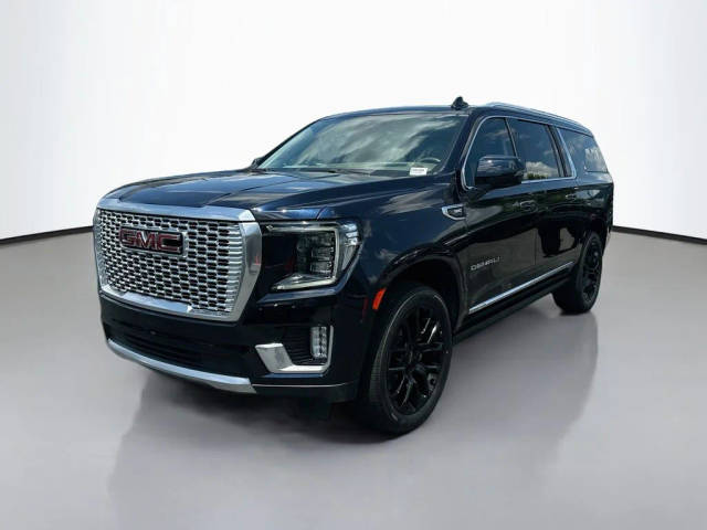 2022 GMC Yukon XL Denali 4WD photo