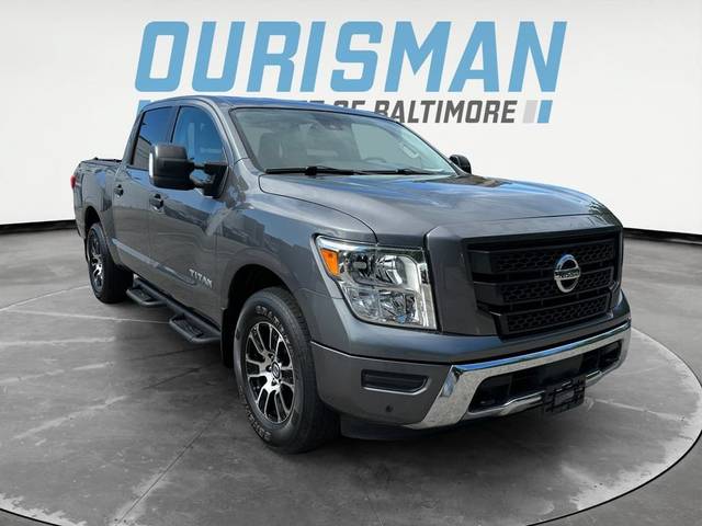 2022 Nissan Titan SV 4WD photo