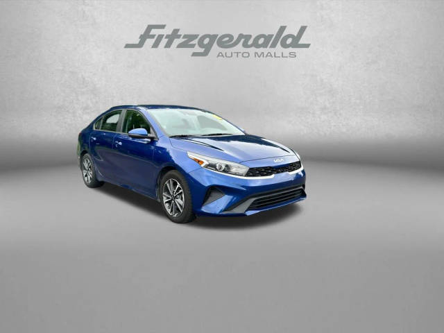 2022 Kia Forte LXS FWD photo