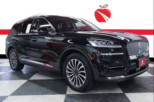 2022 Lincoln Aviator Reserve RWD photo