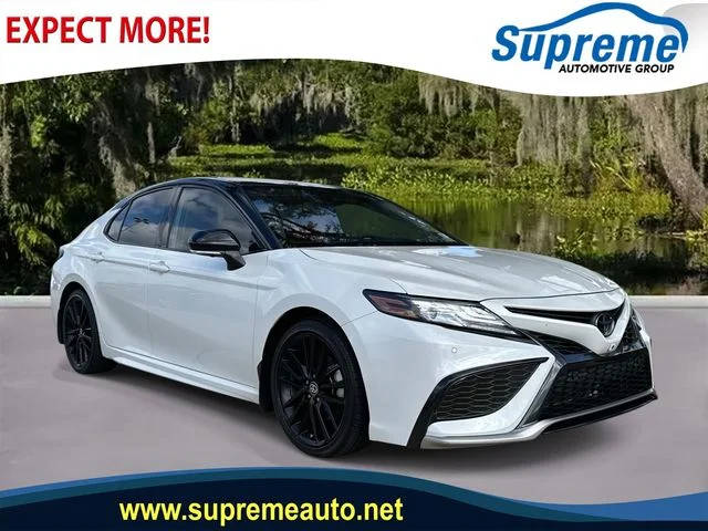 2022 Toyota Camry XSE FWD photo