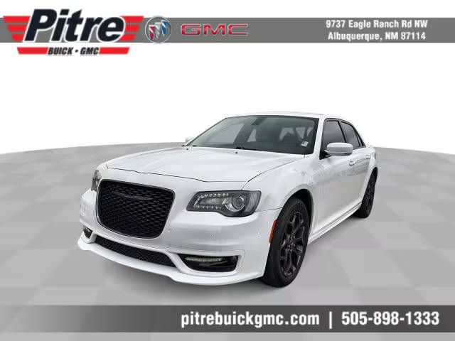 2022 Chrysler 300 Touring L AWD photo